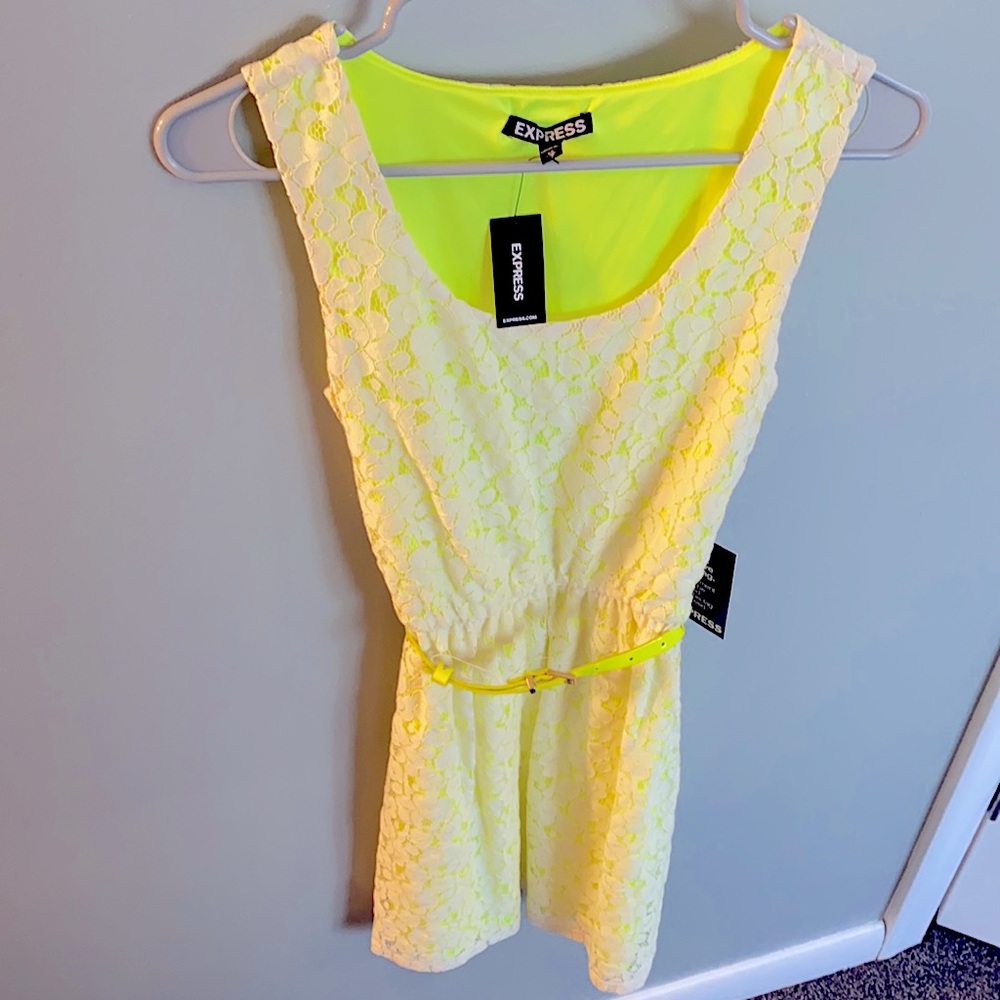 XS White & Bright Yellow Floral Lace Dress *NWT*